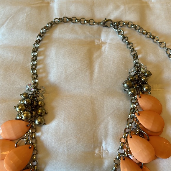 Fun necklace - Picture 2 of 4